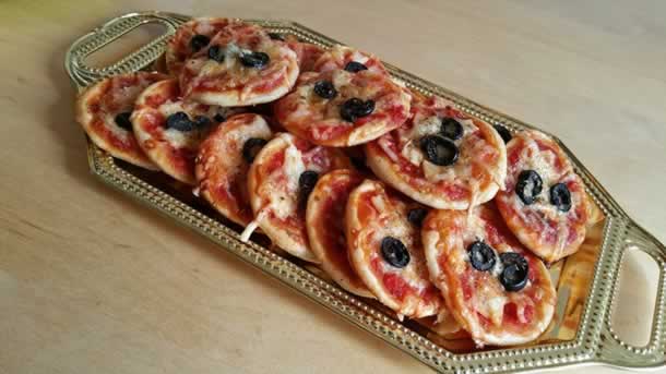 Minis pizzas au jambon de dinde