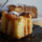 Moelleux aux pommes&nectarines au caramel au beurre salé à la fleur de sel