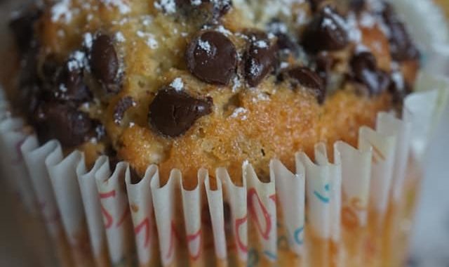 Muffins aux pépites de chocolat très moelleux